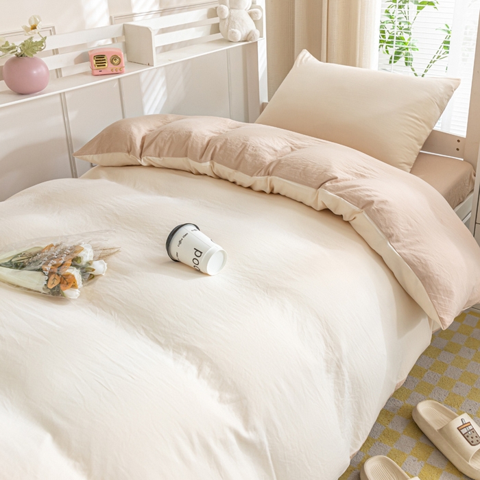 91家纺网 家纺一手货源 找家纺 2024新款纯色双拼水洗棉学生三件套（床笠床套款） 纯色-奶昔白+奶茶