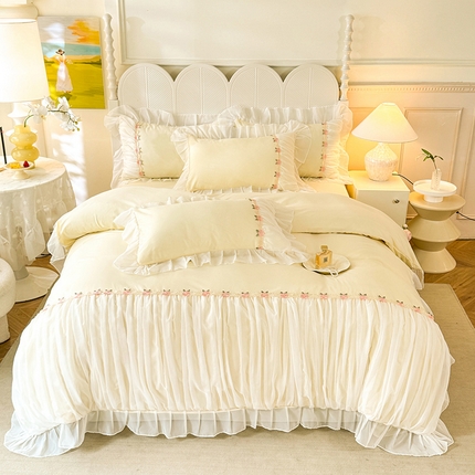 91家纺网 家纺一手货源 找家纺 （总）逸尚阁 2024新款水洗磨毛蕾丝拼接四件套--维密天使系列