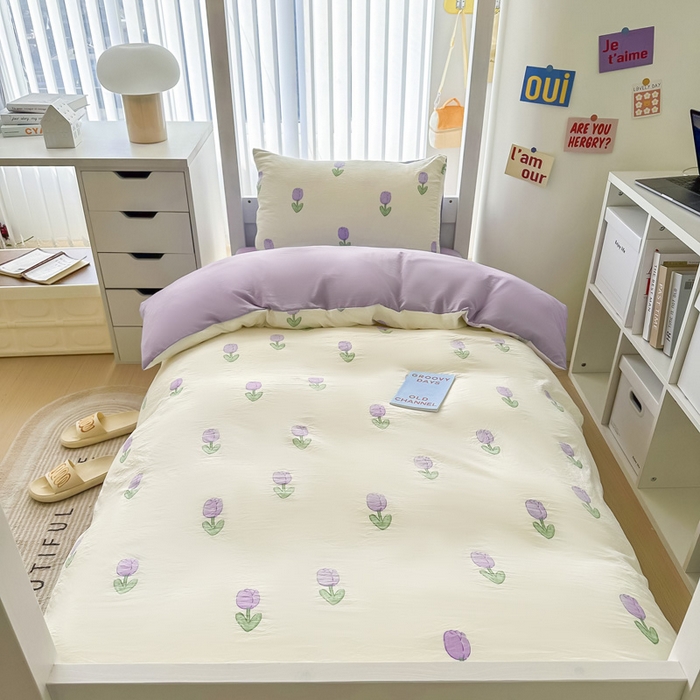 91家纺网 家纺一手货源 找家纺 2024新款水洗棉小清新印花学生三件套（床笠床套款） 紫郁盛开