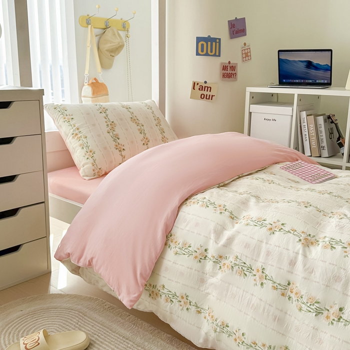 91家纺网 家纺一手货源 找家纺 2024新款水洗棉小清新印花学生三件套（床笠床套款） 花语