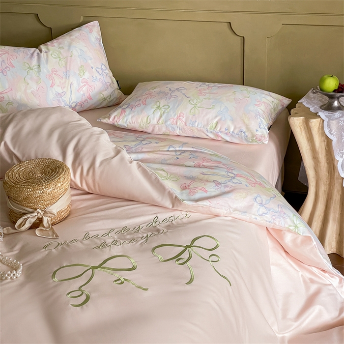 91家纺网 家纺一手货源 找家纺 圆岛家纺 2024新款全棉印花蝴蝶结刺绣四件套 蝴蝶结粉