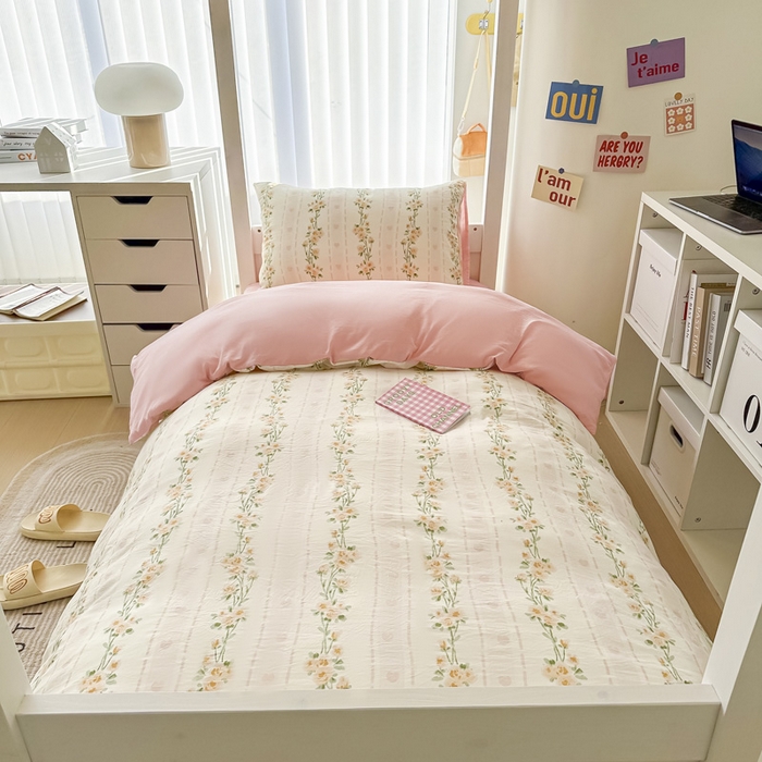 91家纺网 家纺一手货源 找家纺 2024新款水洗棉小清新印花学生三件套（床笠床套款） 花语