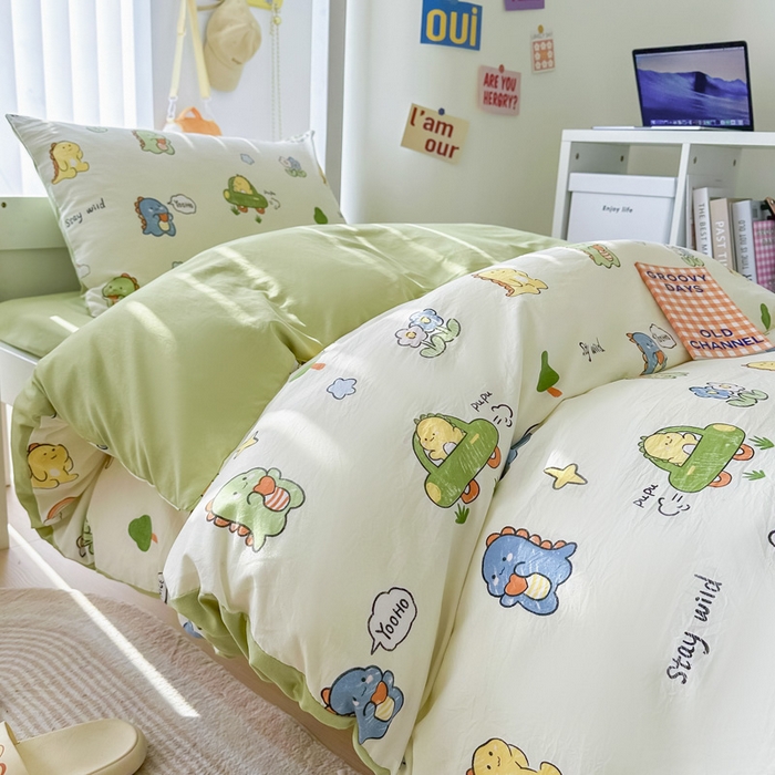 91家纺网 家纺一手货源 找家纺 2024新款水洗棉小清新印花学生三件套（床笠床套款） 恐龙乐园