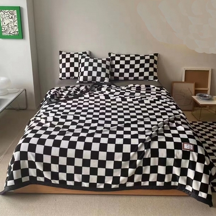 卉晨毛毯家纺 2024新款潮人毯空调毯午睡毯毛毯 黑白格