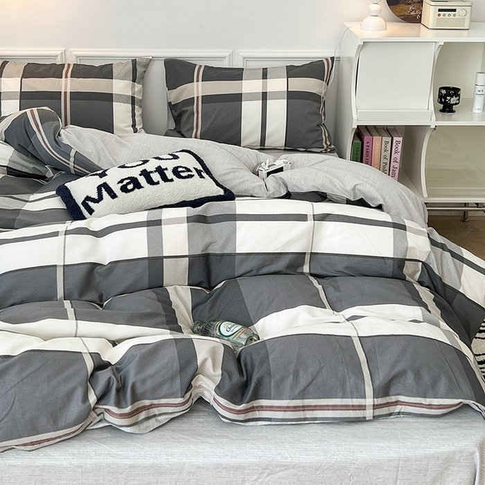 91家纺网 家纺一手货源 找家纺 2024新款13070跑量款全棉四件套--北欧系列 挪威灰格