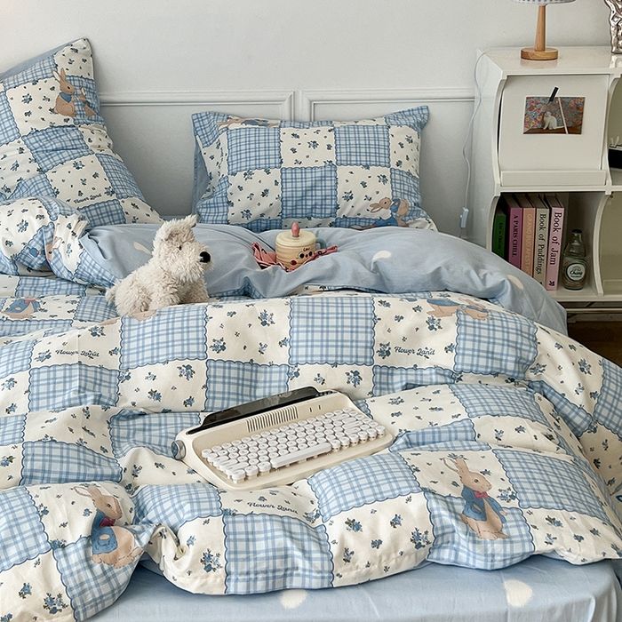 91家纺网 家纺一手货源 找家纺 2024新款13070跑量款全棉四件套--卡通系列 拼接格子兔