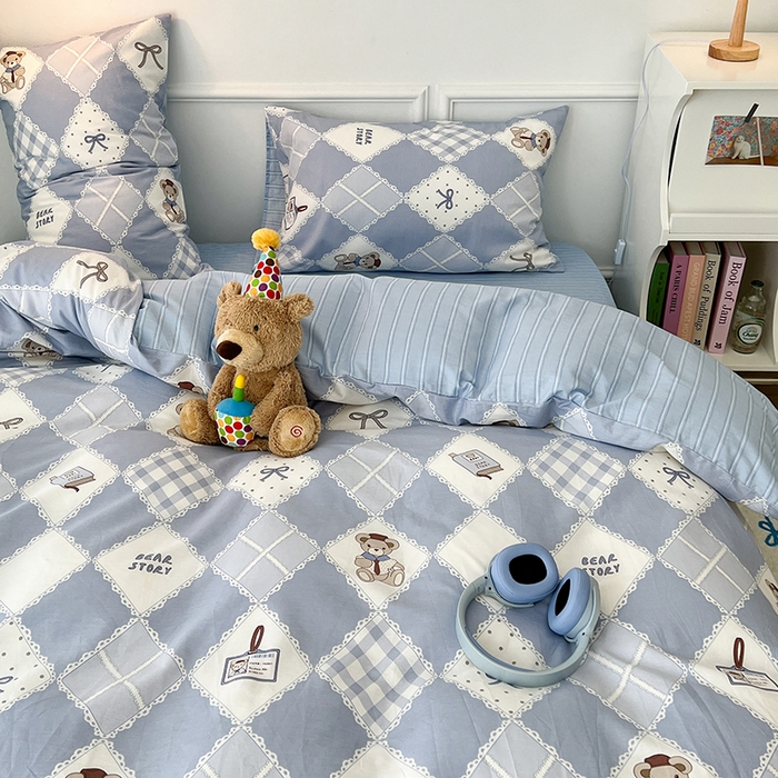 91家纺网 家纺一手货源 找家纺 2024新款13070跑量款全棉四件套--卡通系列 菱格学院熊