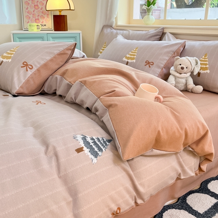 91家纺网 家纺一手货源 找家纺 莱米家纺 2024新款全棉加厚磨毛印花四件套 圣诞树