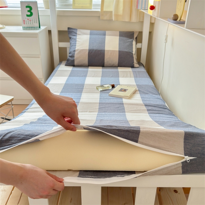 91家纺网 家纺一手货源 找家纺 北欧良品 2024新款学生季A类全棉水洗棉单品床套床垫套 蓝白大格