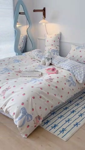 91家纺网 家纺一手货源 找家纺 2024新款13070跑量款全棉四件套--卡通系列 蝴蝶结草莓兔