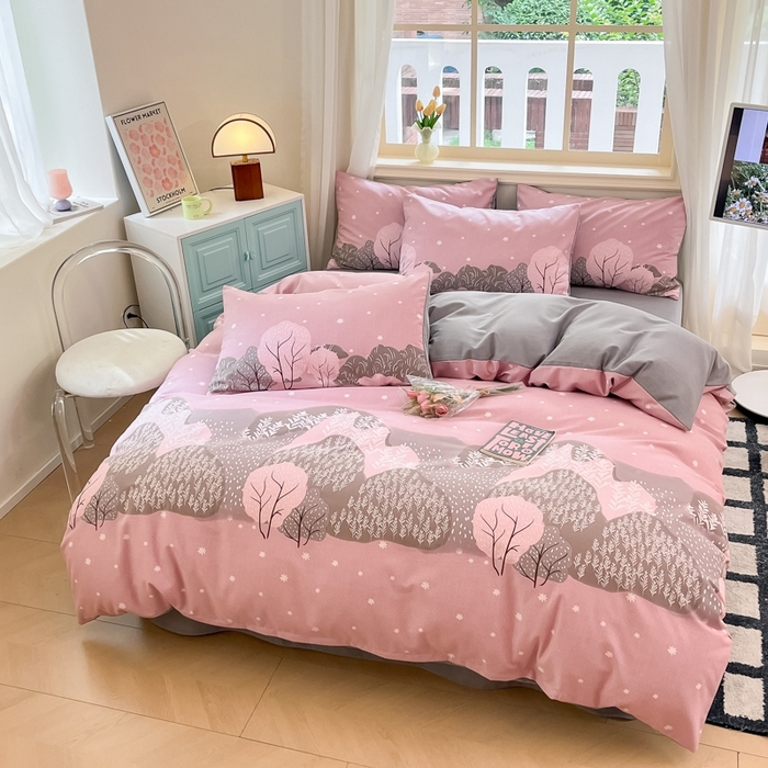 91家纺网 家纺一手货源 找家纺 莱米家纺 2024新款全棉加厚磨毛印花四件套 梦幻森林