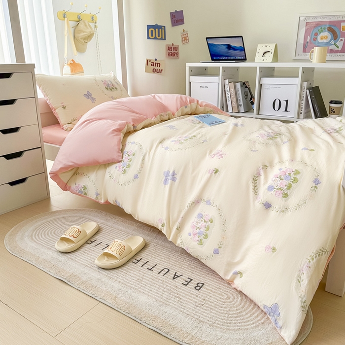 91家纺网 家纺一手货源 找家纺 2024新款水洗棉小清新印花学生三件套（床笠床套款） 花间兔