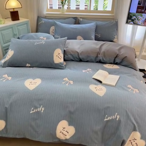 91家纺网 家纺一手货源 找家纺 莱米家纺 2024新款全棉加厚磨毛印花四件套 少女日记