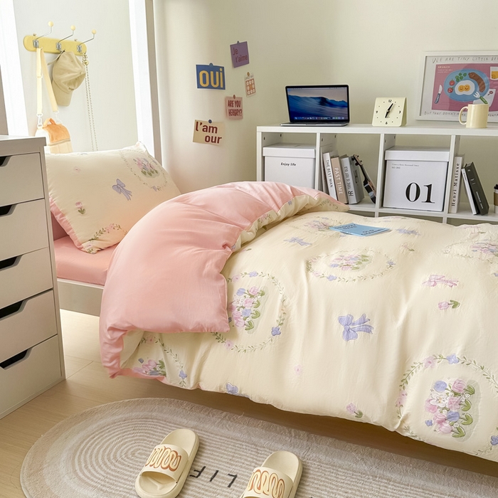 91家纺网 家纺一手货源 找家纺 2024新款水洗棉小清新印花学生三件套（床笠床套款） 花间兔