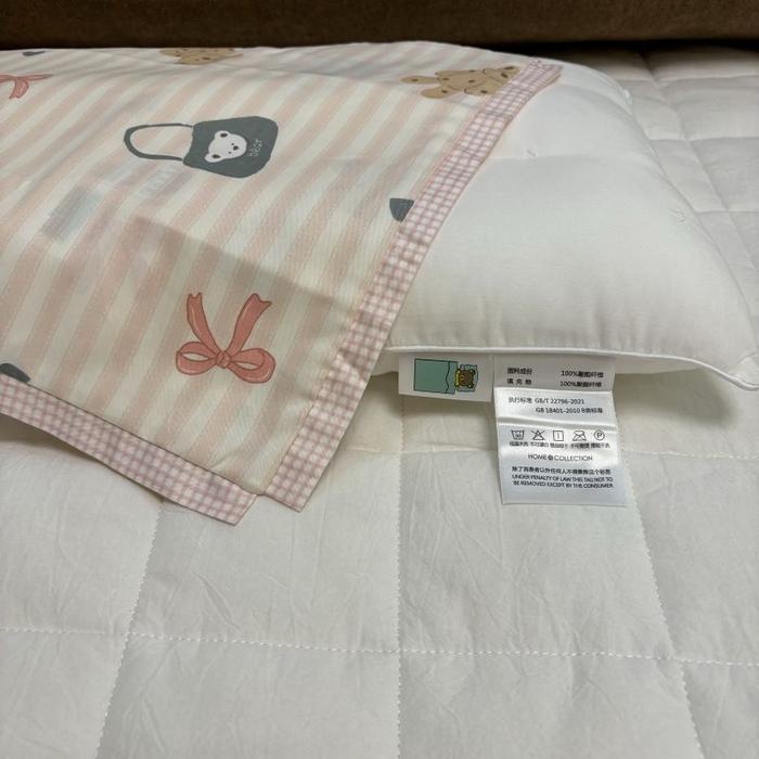 91家纺网 家纺一手货源 找家纺 良佐生活 2024新款A类133x72铂金全棉枕套枕头枕芯七彩童年系列 枕套+枕芯 丹尼小熊