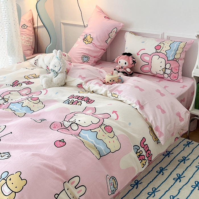 91家纺网 家纺一手货源 找家纺 2024新款13070跑量款全棉四件套--卡通系列 蛋糕樱桃兔