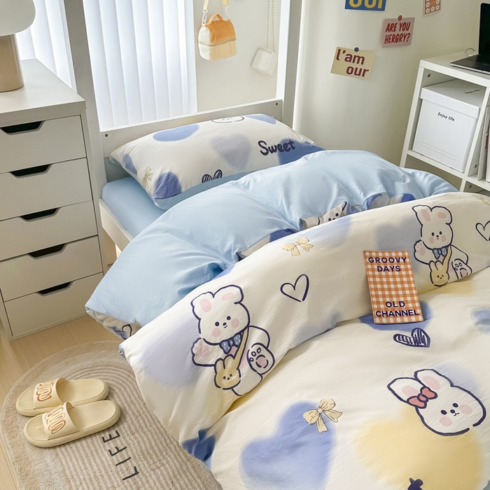 91家纺网 家纺一手货源 找家纺 2024新款水洗棉小清新印花学生三件套（床笠床套款） 爱心熊