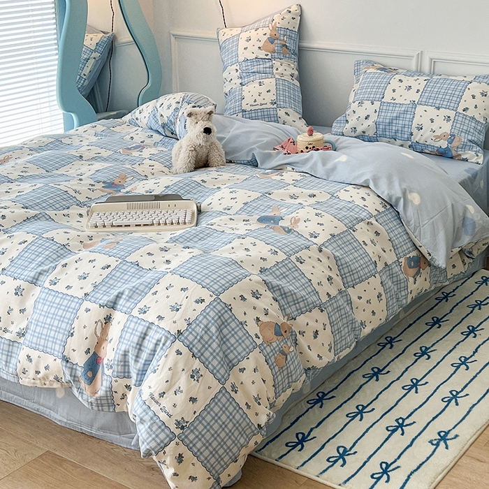 91家纺网 家纺一手货源 找家纺 2024新款13070跑量款全棉四件套--卡通系列 拼接格子兔