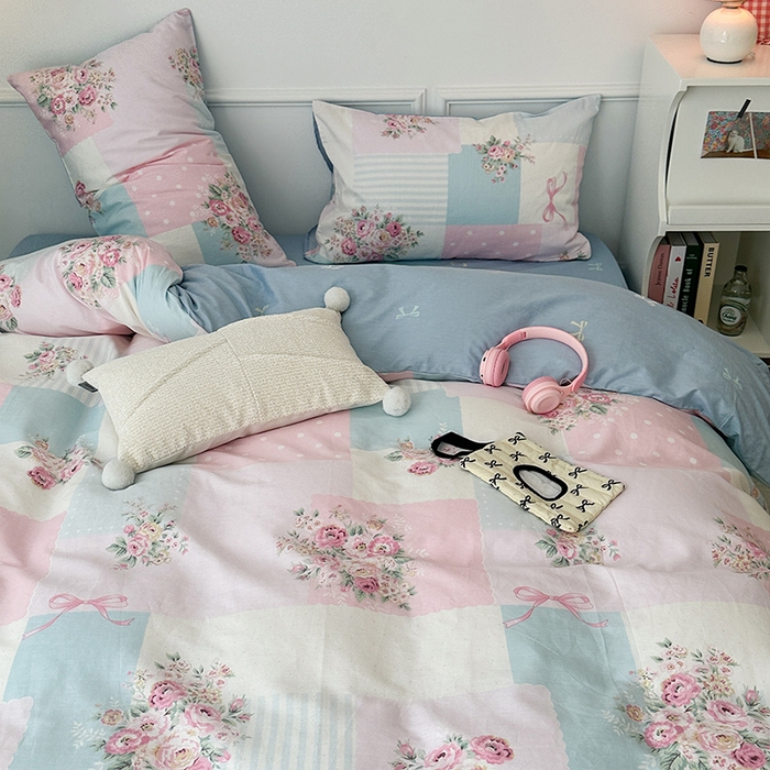 91家纺网 家纺一手货源 找家纺 2024新款13070跑量款全棉四件套--花卉系列 拼接粉玫瑰