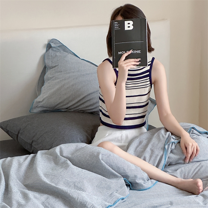 91家纺网 家纺一手货源 找家纺 梦享生活家居 2024新款密拷边水洗棉细条纹四件套 密拷边灰细条