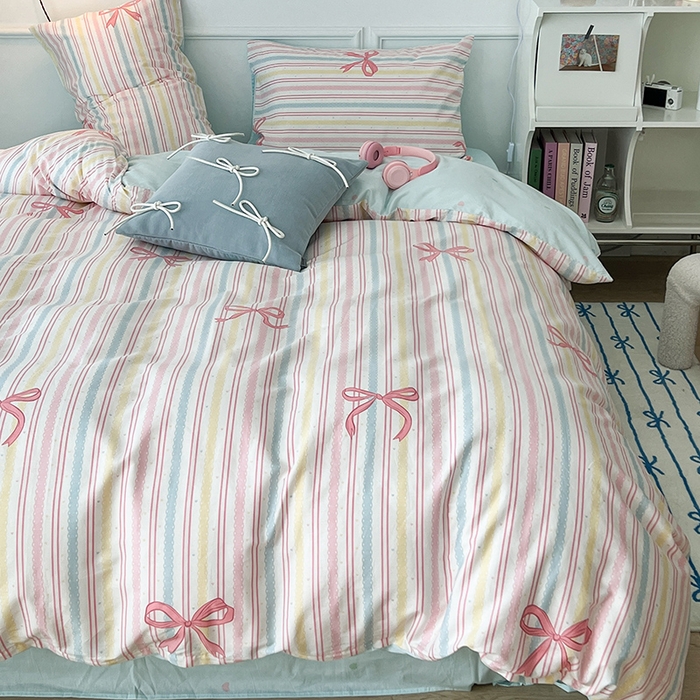 91家纺网 家纺一手货源 找家纺 2024新款13070跑量款全棉四件套--小清新系列 彩条芭蕾蝴蝶结