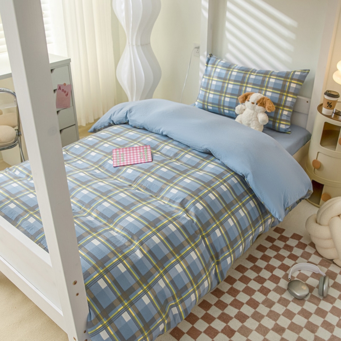 91家纺网 家纺一手货源 找家纺 2024新款水洗棉无印格子学生三件套（床笠床套款） G-简兮-蓝+海青