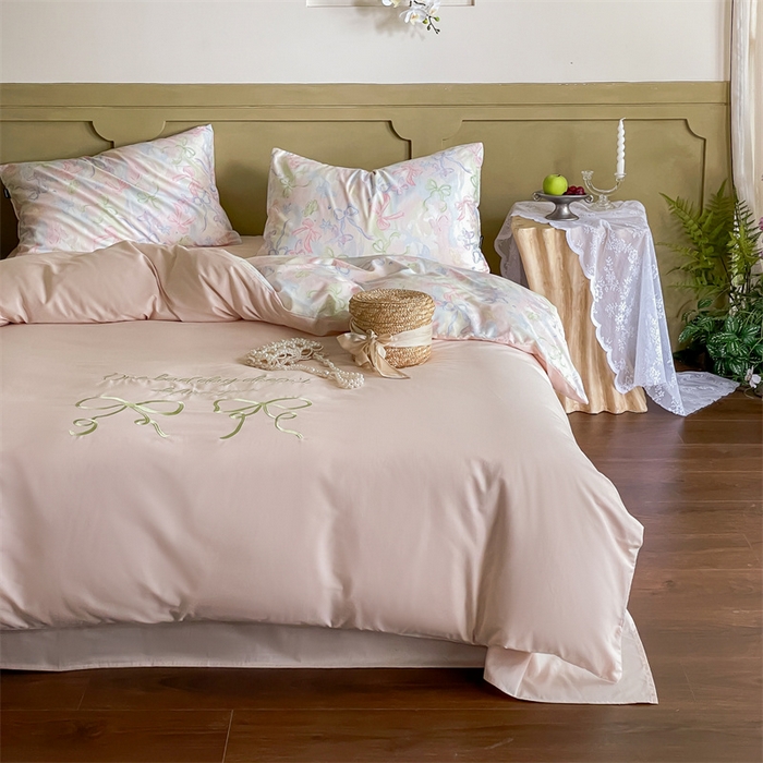 91家纺网 家纺一手货源 找家纺 圆岛家纺 2024新款全棉印花蝴蝶结刺绣四件套 蝴蝶结粉