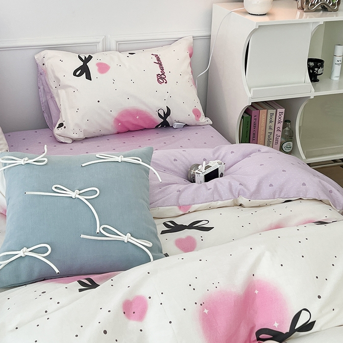 91家纺网 家纺一手货源 找家纺 2024新款13070跑量款全棉四件套--小清新系列 泼墨爱心蝴蝶结