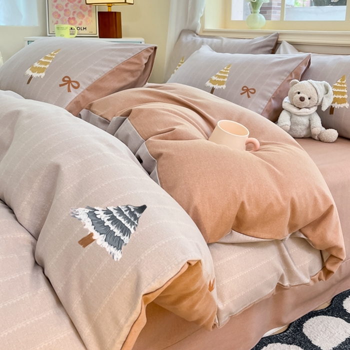 91家纺网 家纺一手货源 找家纺 莱米家纺 2024新款全棉加厚磨毛印花四件套 圣诞树