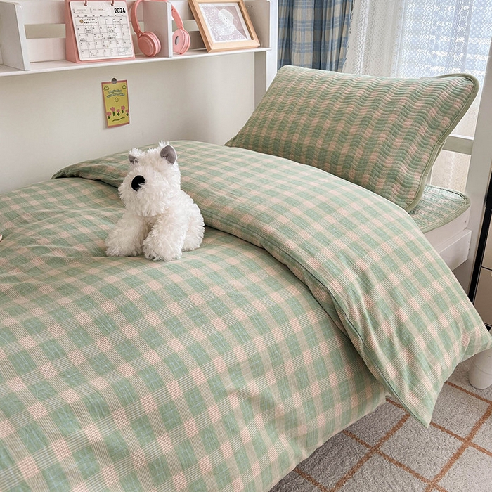 91家纺网 家纺一手货源 找家纺 沐纯家居 2024新款开学季（A类全棉水洗棉，棉加绒）床盖三件套  田园绿