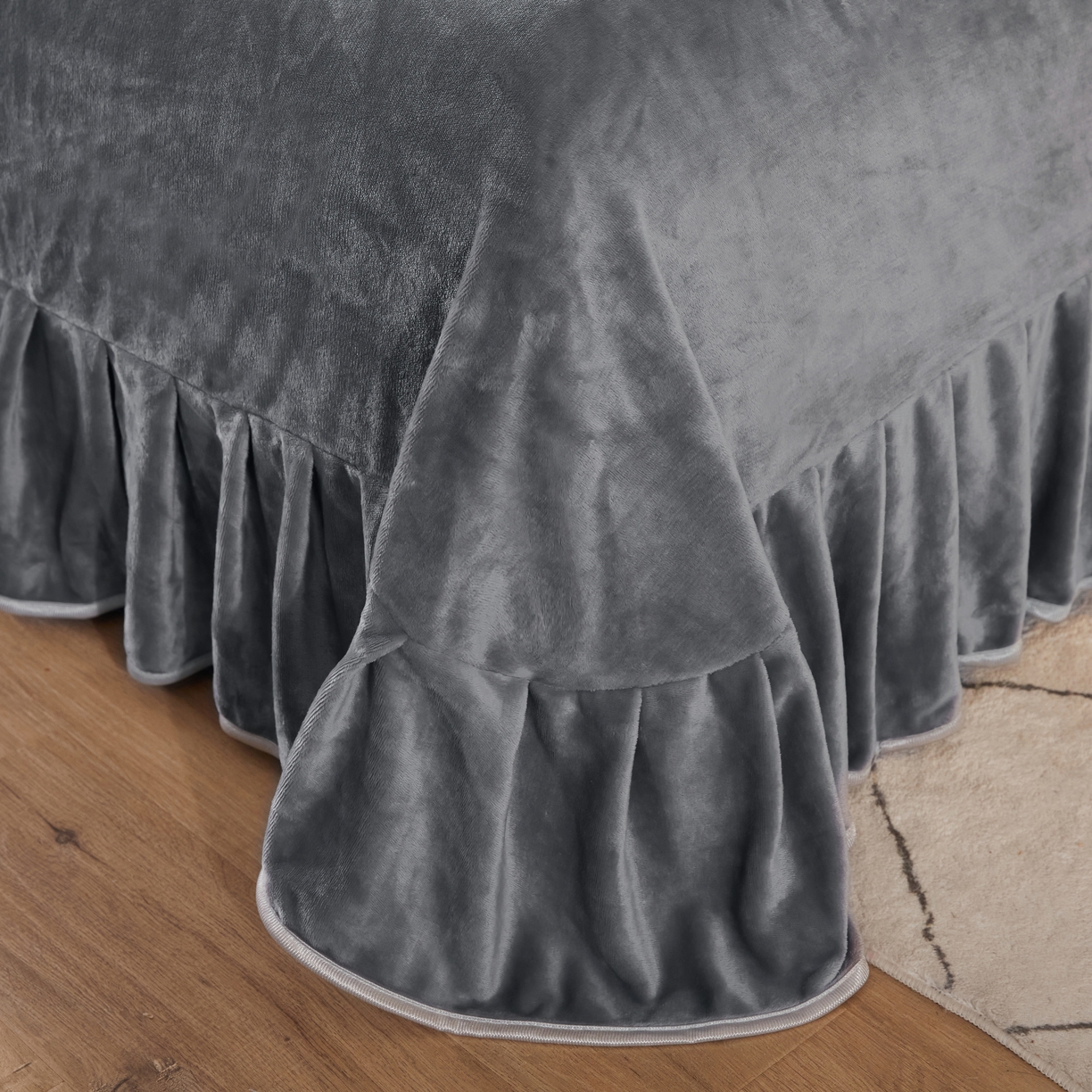 91家纺网 家纺一手货源 找家纺 凤杰 2025新款高克重7斤加厚印花牛奶绒金貂法莱绒四件套 极简生活