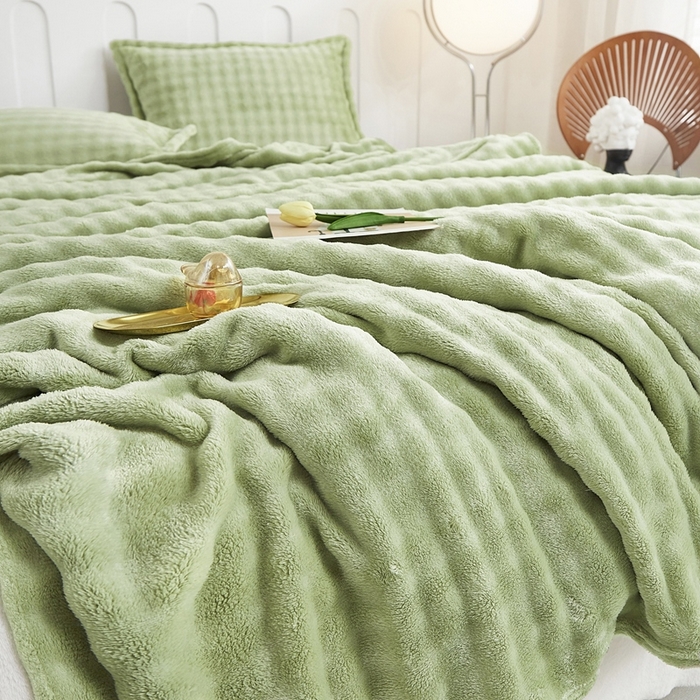 91家纺网 家纺一手货源 找家纺 肖恩毯业 2025新款小泡泡兔毛毯--布兰卡系列 布兰卡-抹茶绿