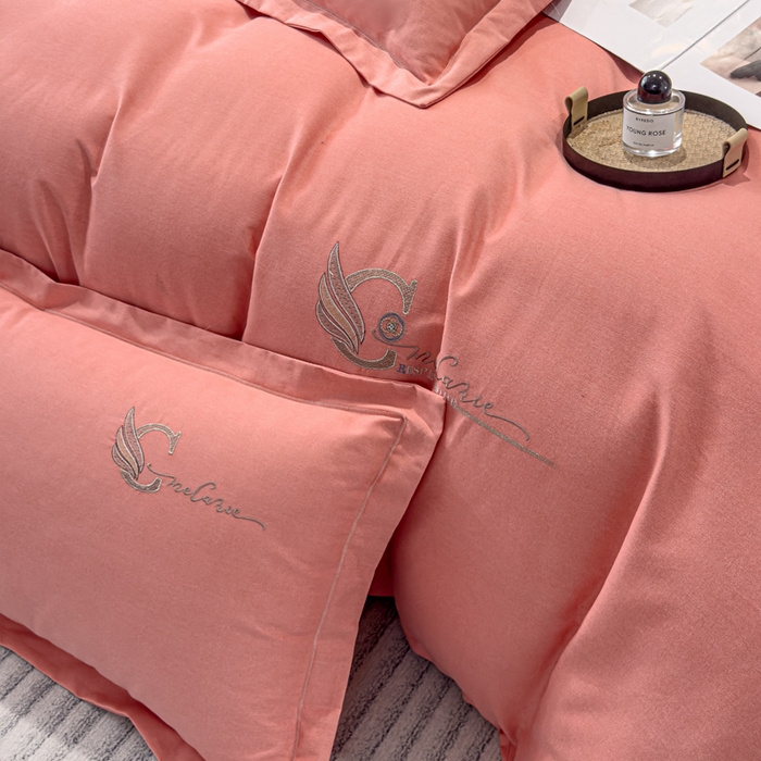 91家纺网 家纺一手货源 找家纺 U品汇 2024新品生态加厚长绒棉纯棉绣花全棉磨毛刺绣四件套直播 飞羽-樱花粉