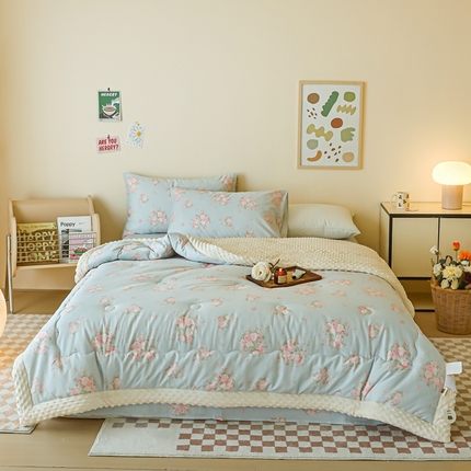 星期八 2024新款复古碎花全棉豆豆被 风铃