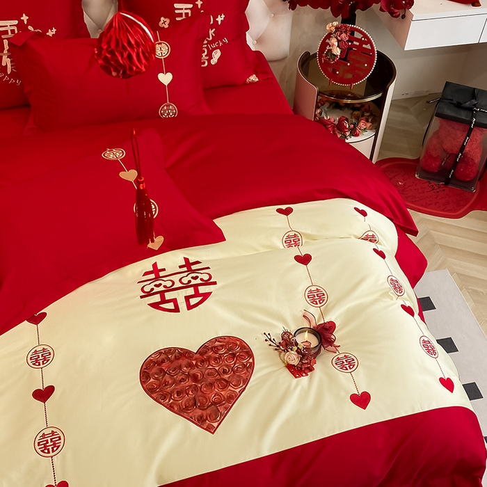 91家纺网 家纺一手货源 找家纺 玉雅家纺 2025新款60支长绒棉时尚拼色浮雕刺绣婚庆四件套 情缘