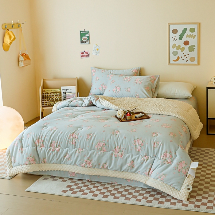 91家纺网 家纺一手货源 找家纺 星期八 2024新款复古碎花全棉豆豆被 风铃