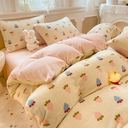 91家纺网 家纺一手货源 找家纺 （总）摩妮卡 2025新款小清新牛奶绒印花四件套床单款床笠单被套-场景1