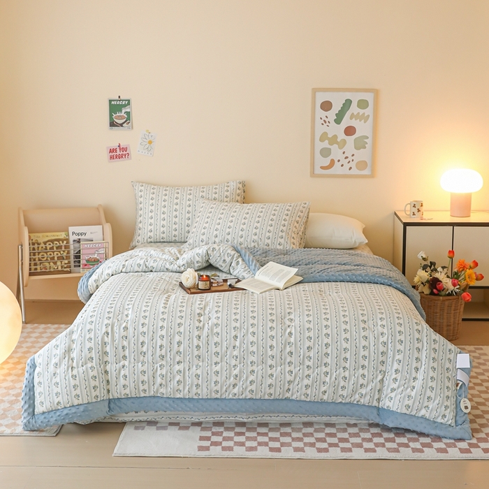 91家纺网 家纺一手货源 找家纺 星期八 2024新款复古碎花全棉豆豆被 可可庄园