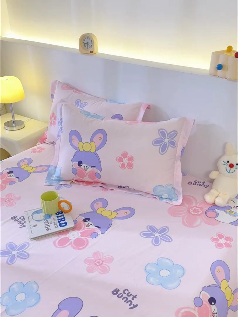 91家纺网 家纺一手货源 找家纺 丽美人家纺 2024新款全棉印花单枕套枕芯 粉色兔宠