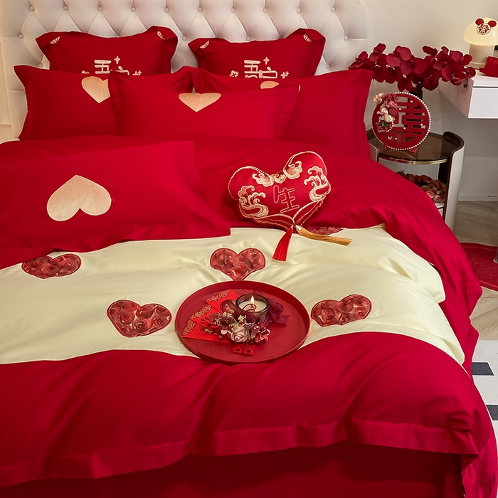 91家纺网 家纺一手货源 找家纺 玉雅家纺 2025新款60支长绒棉时尚拼色浮雕刺绣婚庆四件套 恩爱-奶油黄