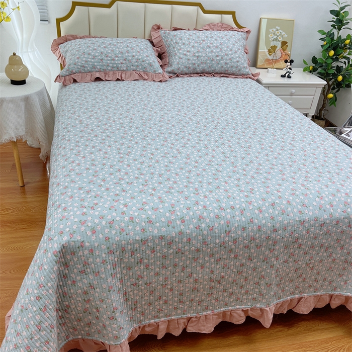 91家纺网 家纺一手货源 找家纺 暖居 2024新款A类双层纱全棉床盖三件套防滑不跑床绗缝加厚纯棉床单 苍蓝花