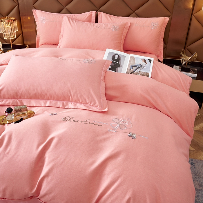 91家纺网 家纺一手货源 找家纺 U品汇 2024新品生态加厚长绒棉纯棉绣花全棉磨毛刺绣四件套直播 花季奇缘-樱花粉