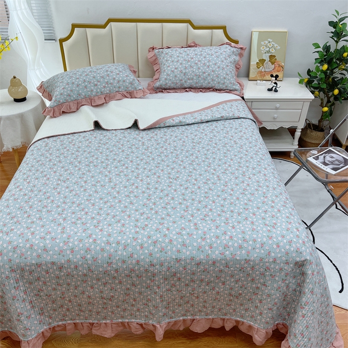 91家纺网 家纺一手货源 找家纺 暖居 2024新款A类双层纱全棉床盖三件套防滑不跑床绗缝加厚纯棉床单 苍蓝花