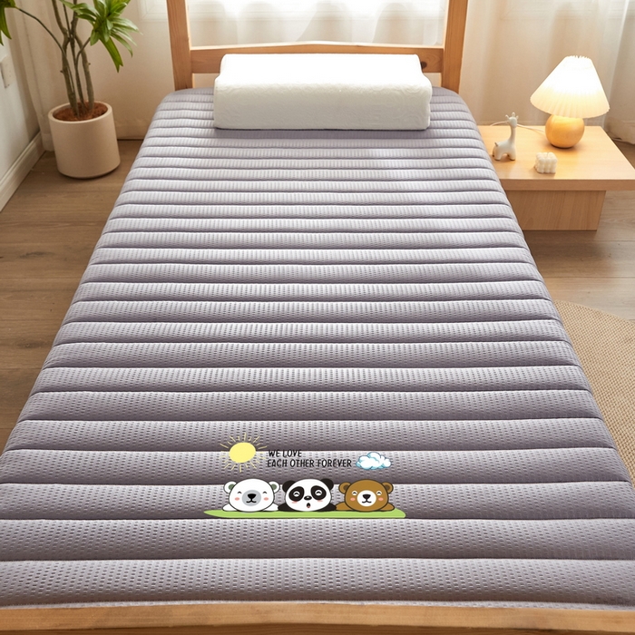 91家纺网 家纺一手货源 找家纺 卡派 2024新款泡泡棉抗压纤维棉-学生床垫 三熊—灰