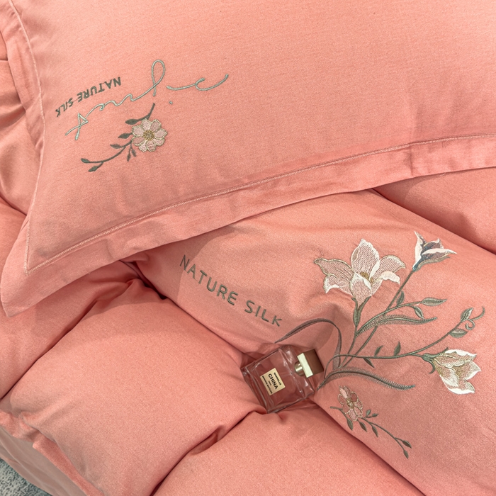 91家纺网 家纺一手货源 找家纺 U品汇 2024新品生态加厚长绒棉纯棉绣花全棉磨毛刺绣四件套直播 百合欢-樱花粉