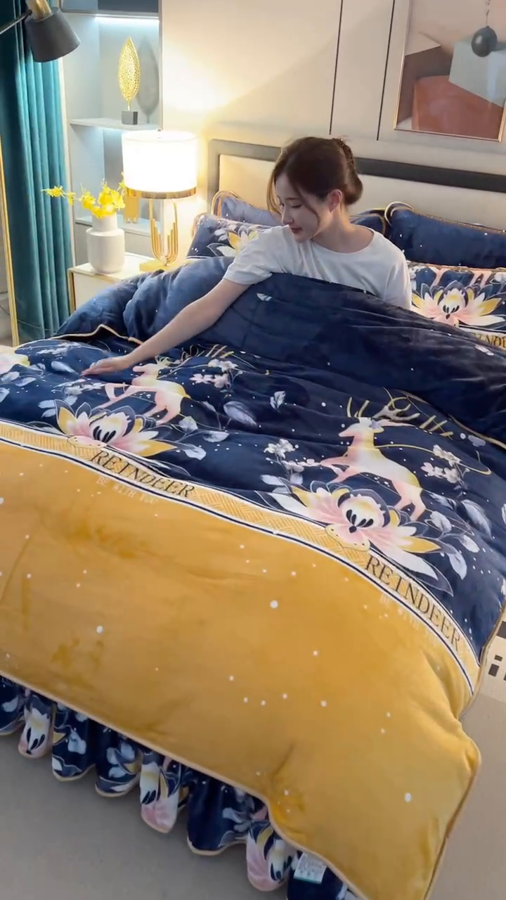 91家纺网 家纺一手货源 找家纺 望淮 2025新款230g印花金貂绒牛奶绒四件套 梦幻小鹿