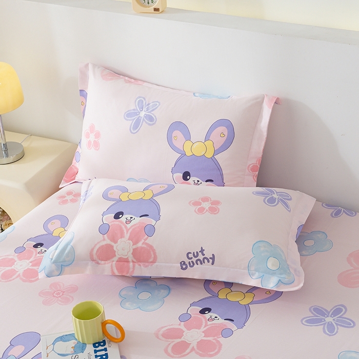 91家纺网 家纺一手货源 找家纺 丽美人家纺 2024新款全棉印花单枕套枕芯 粉色兔宠