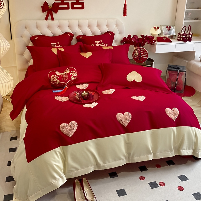 91家纺网 家纺一手货源 找家纺 玉雅家纺 2025新款60支长绒棉时尚拼色浮雕刺绣婚庆四件套 恩爱-红
