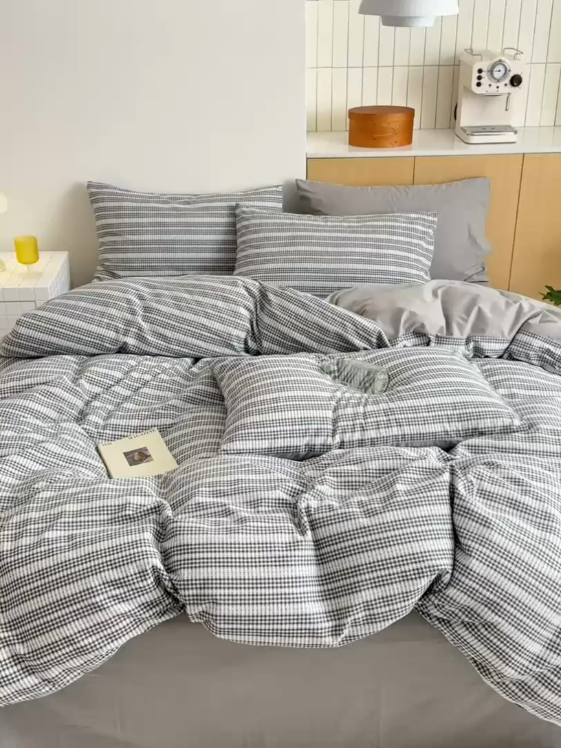 91家纺网 家纺一手货源 找家纺 优彩 2025新款A类全棉色织提花水洗棉四件套-薇拉 薇拉灰