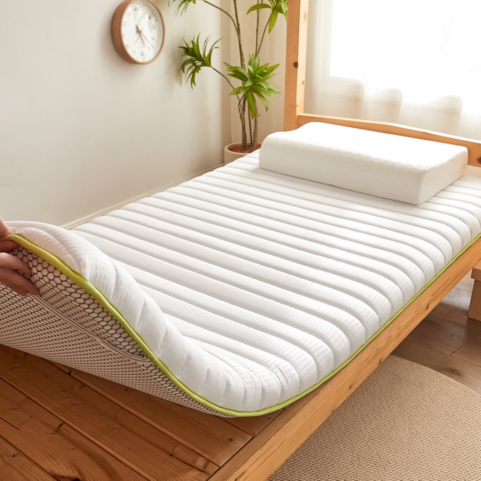 91家纺网 家纺一手货源 找家纺 卡派 2024新款泡泡棉抗压纤维棉-学生床垫 三熊—白